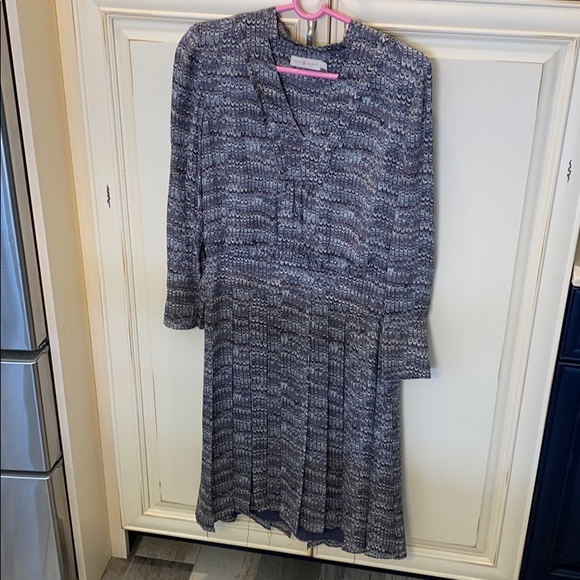 100% Silk Dress - Picture 2 of 8